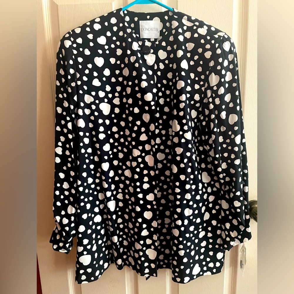 Vintage Doncaster NWT  Black and White Heart Print Women's Blazer